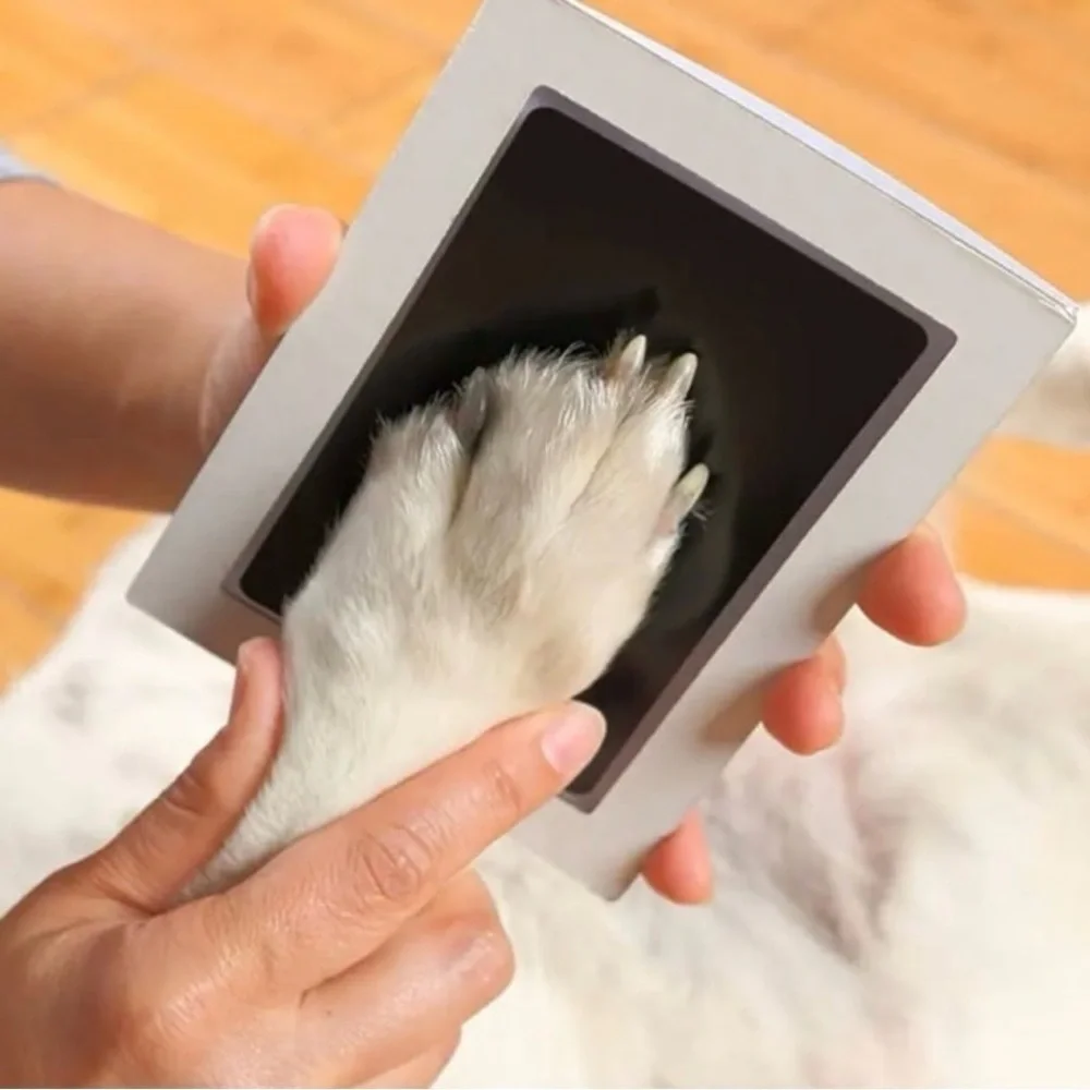 Finger/Pawprint Kit With Ink Pad and Paper Impression Sheets New in Packaging
